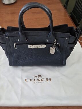 PRICE DROP AGAIN - Coach Women's Navy Pebbled Leather Satchel - VINTAGE
